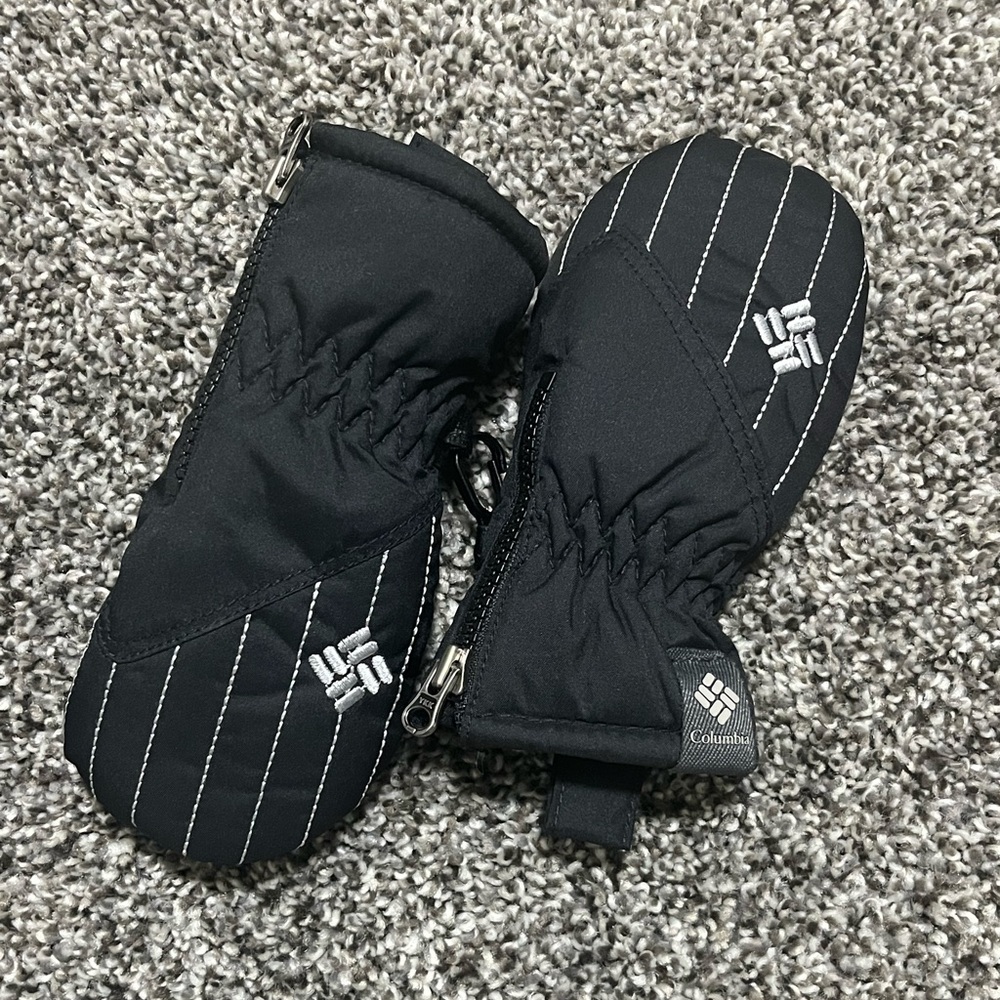 Columbia Chippewa Mittens for Infant Babies - Black
